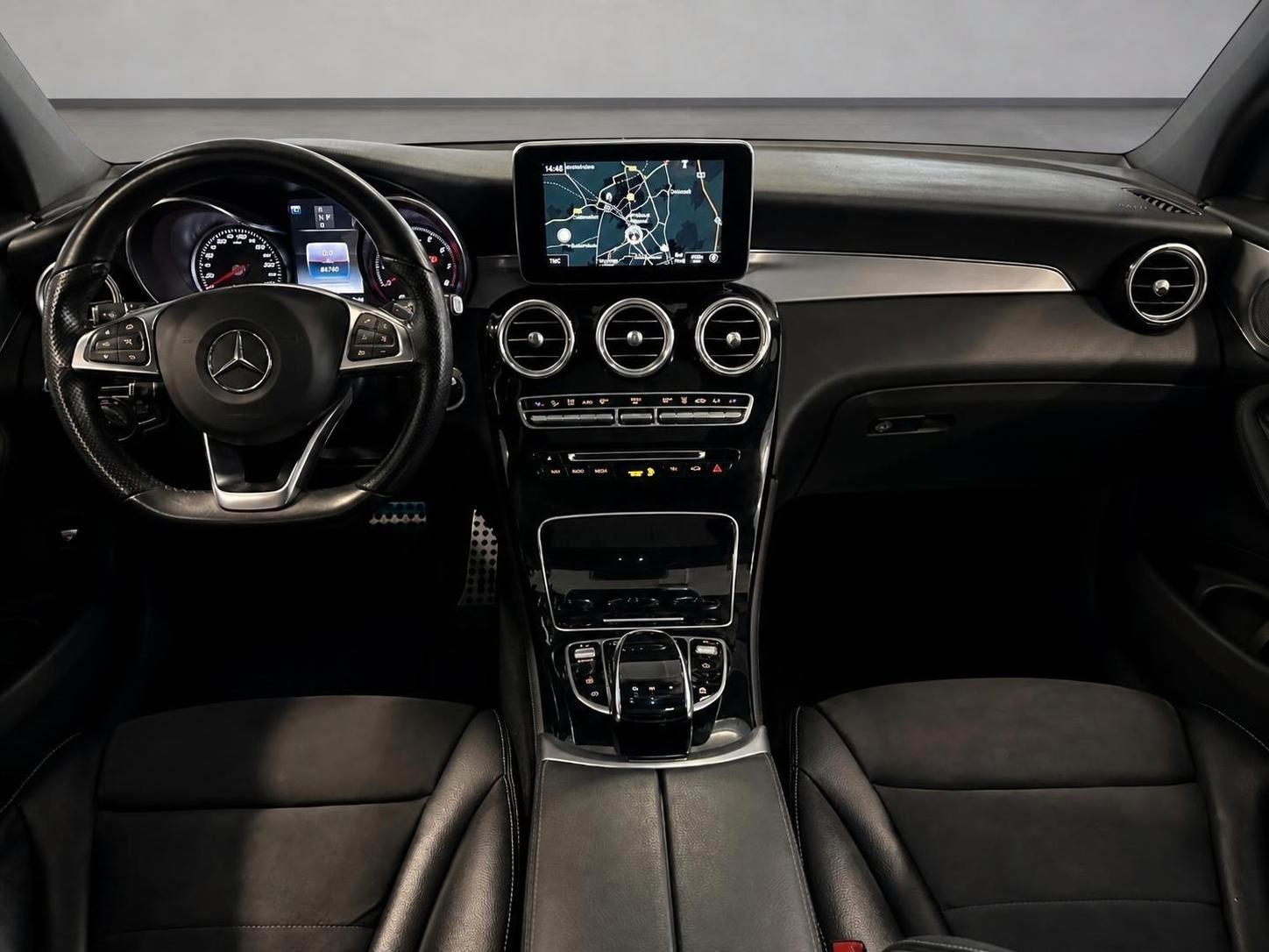 Mercedes-Benz GLC 300 AMG Line 4Matic * Schiebedach-Kamera
