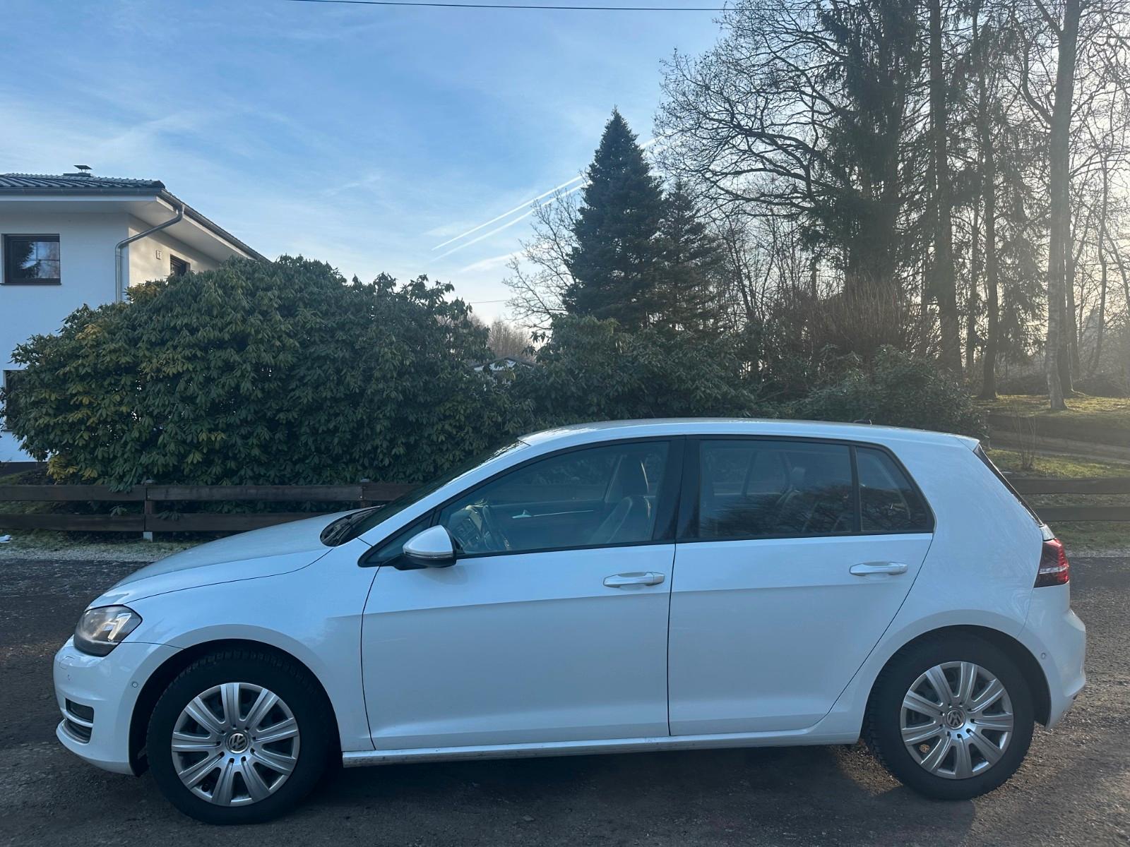 Volkswagen Golf VII Lim. Highline 2.0 TDI,DSG Bi-Xenon