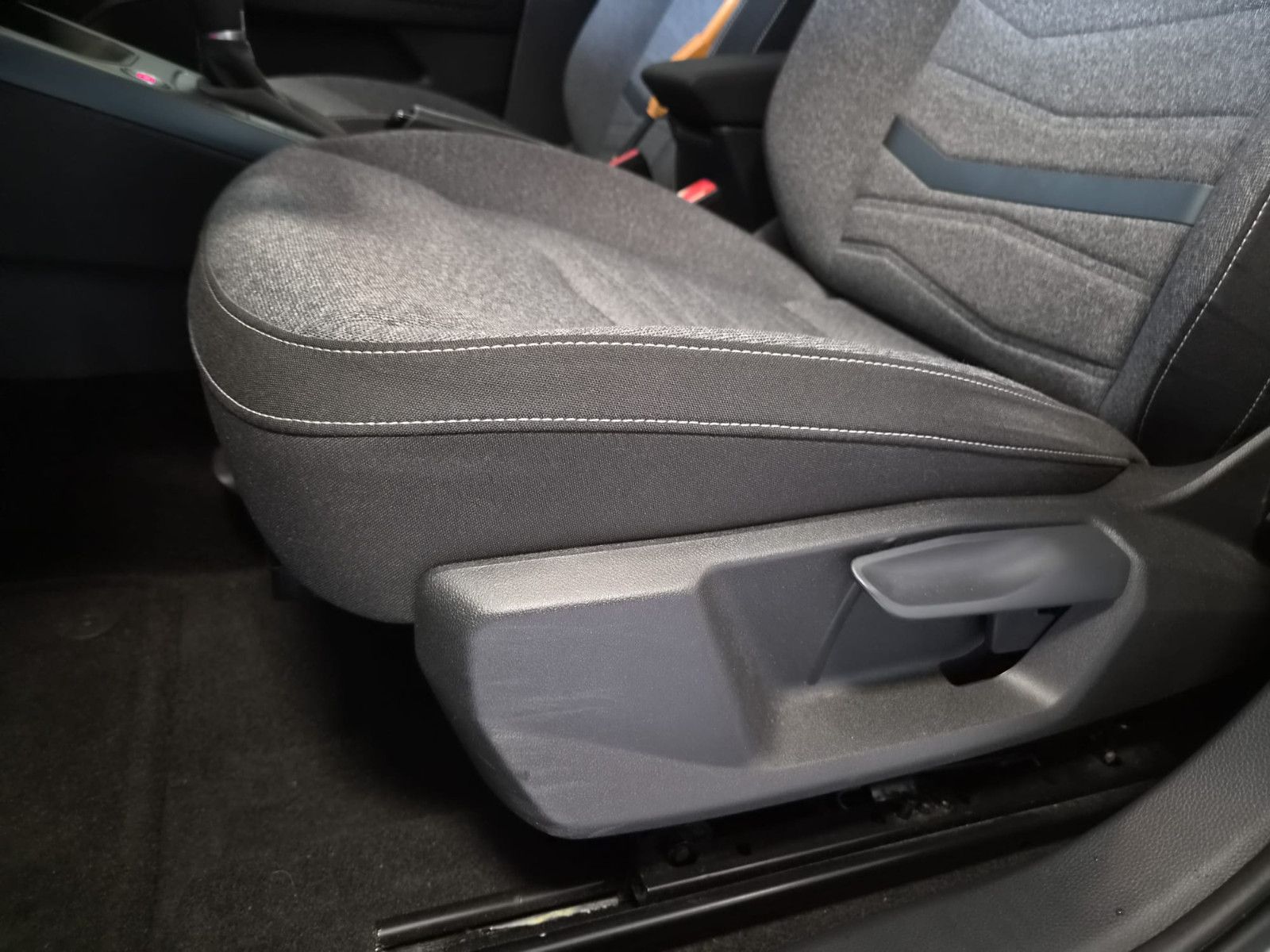 Fahrzeugabbildung SEAT Arona Xperience / KAMERA / CARPLAY/NAVI