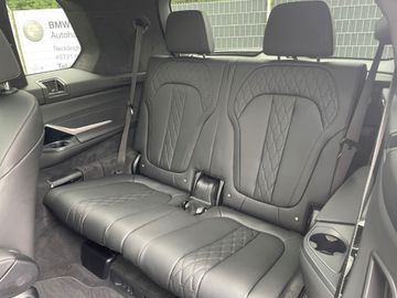 BMW X7 - 9