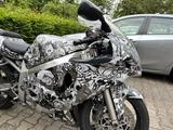 Suzuki GSX-R 600  Stickerbomb-Folierung - Offers matching your search criteria