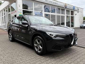 Alfa-Romeo Stelvio - 4