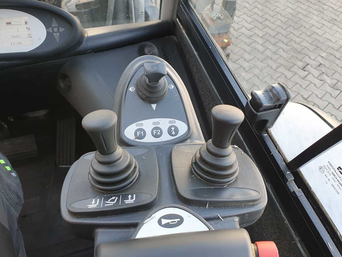 Fahrzeugabbildung Still RX70-80 / Duplex: 4.70m! / Zinkenversteller / SS