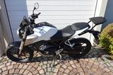 Honda CB125R, weiß, wenig Kilometer, Top-Zustand - HONDA CB 125 K