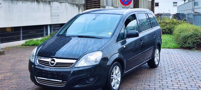 Opel Zafira B Family Plus 1/2014 mit EURO 5+7 Sitzer