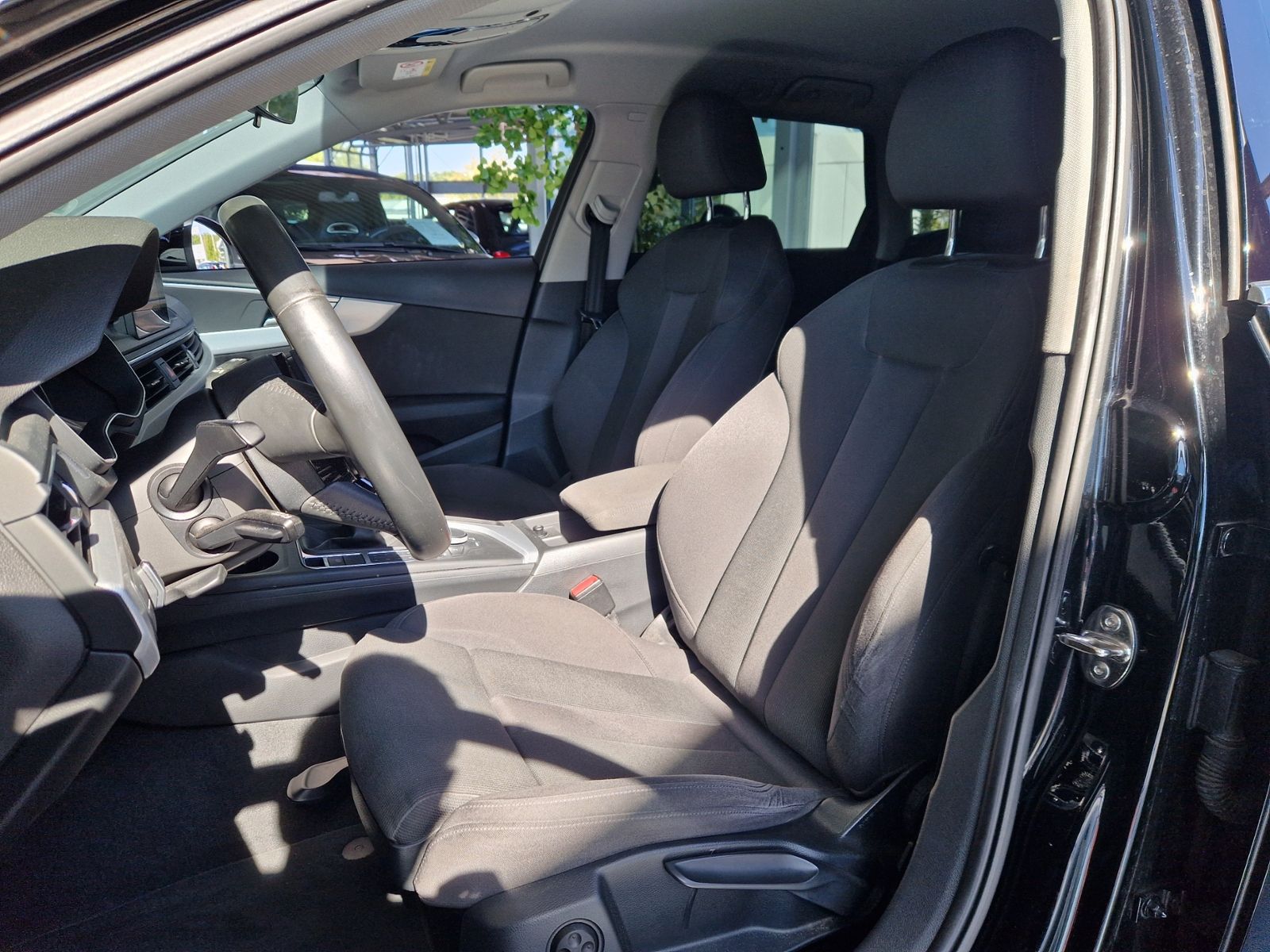 Fahrzeugabbildung Audi A4 Avant sport KLIMA XENON NAVI ALU