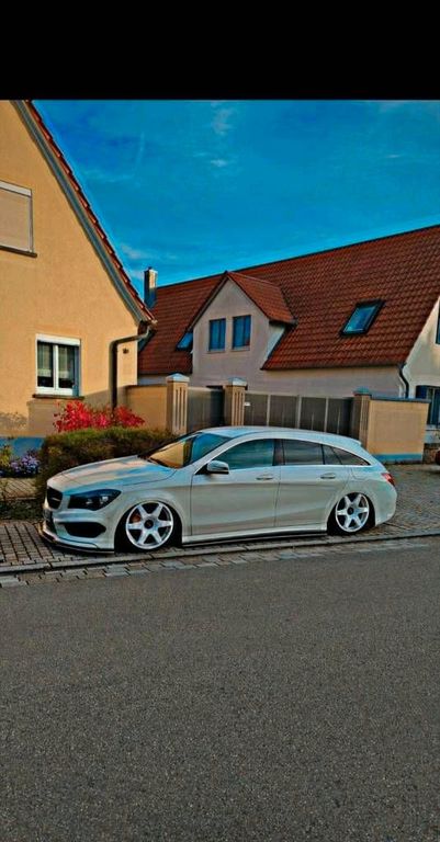 Image of Mercedes-Benz CLA 200 Shooting Brake