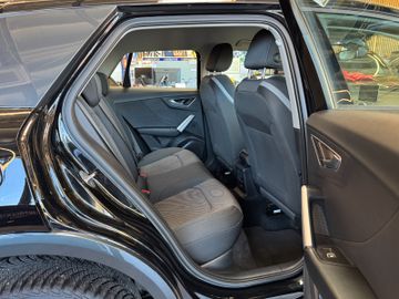 Audi Q2 *1.HAND*19%MWST*TEMPO*NAVI*PDC*KAM*LED*