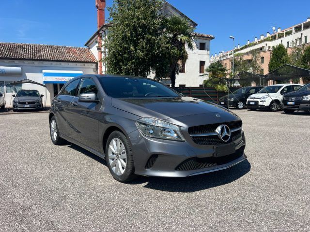 MERCEDES-BENZ MERCEDES-BENZ A 180 d Automatic Sport AUTO PER N