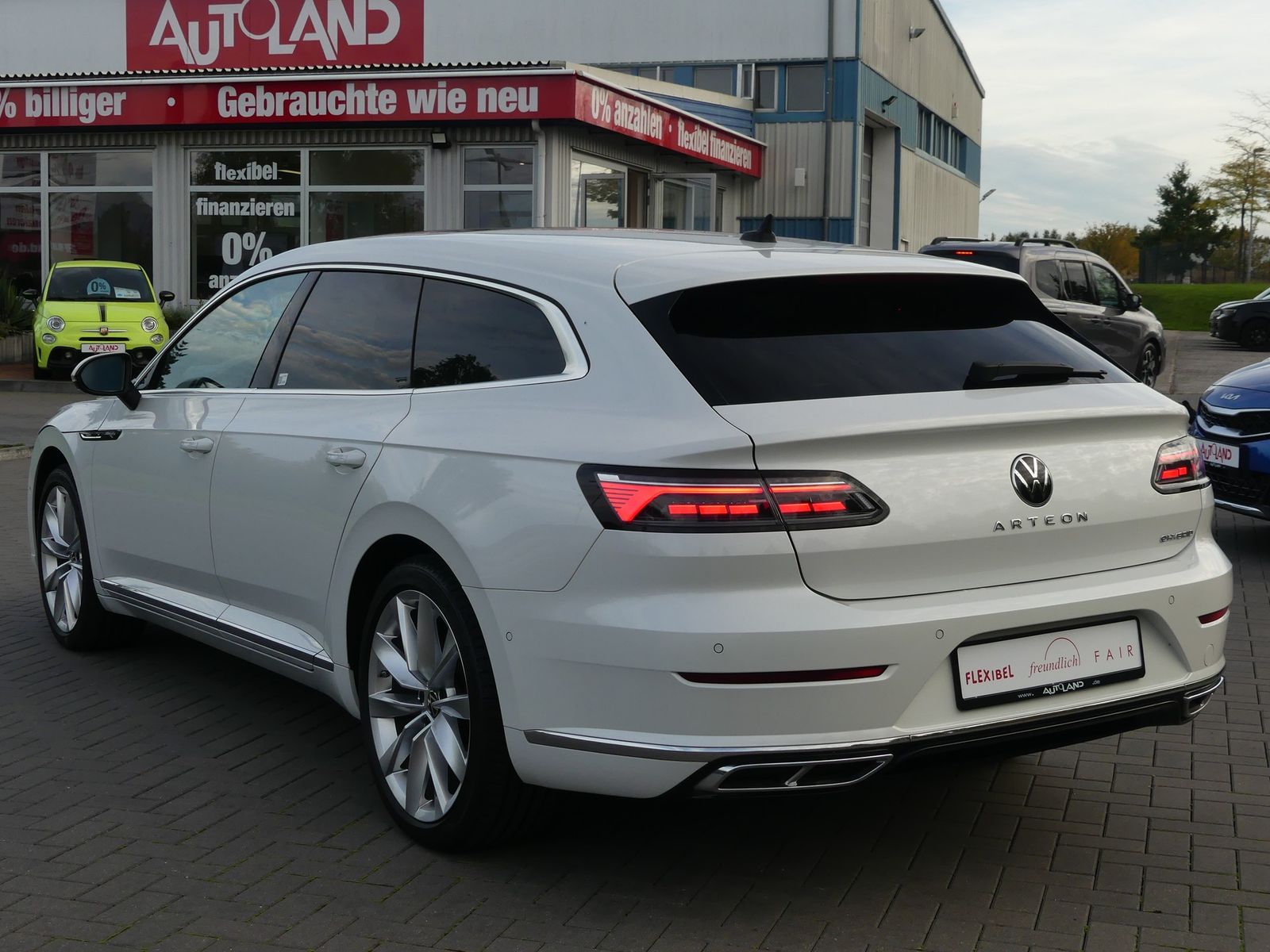 Volkswagen Arteon Shooting Brake R-Line eHybrid LED ACC PDC imagem 3
