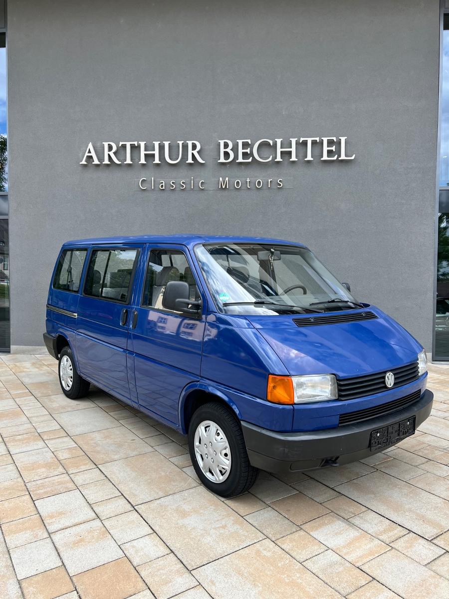 Volkswagen T4 Bus Oldtimer 