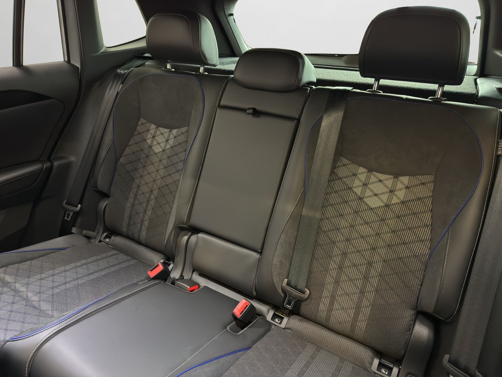 Volkswagen Tiguan - Bild 15