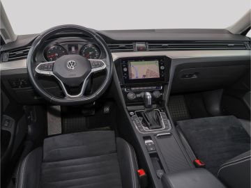 Volkswagen Passat Variant Elegance 1.5 TSI DSG AHK Navi Kam