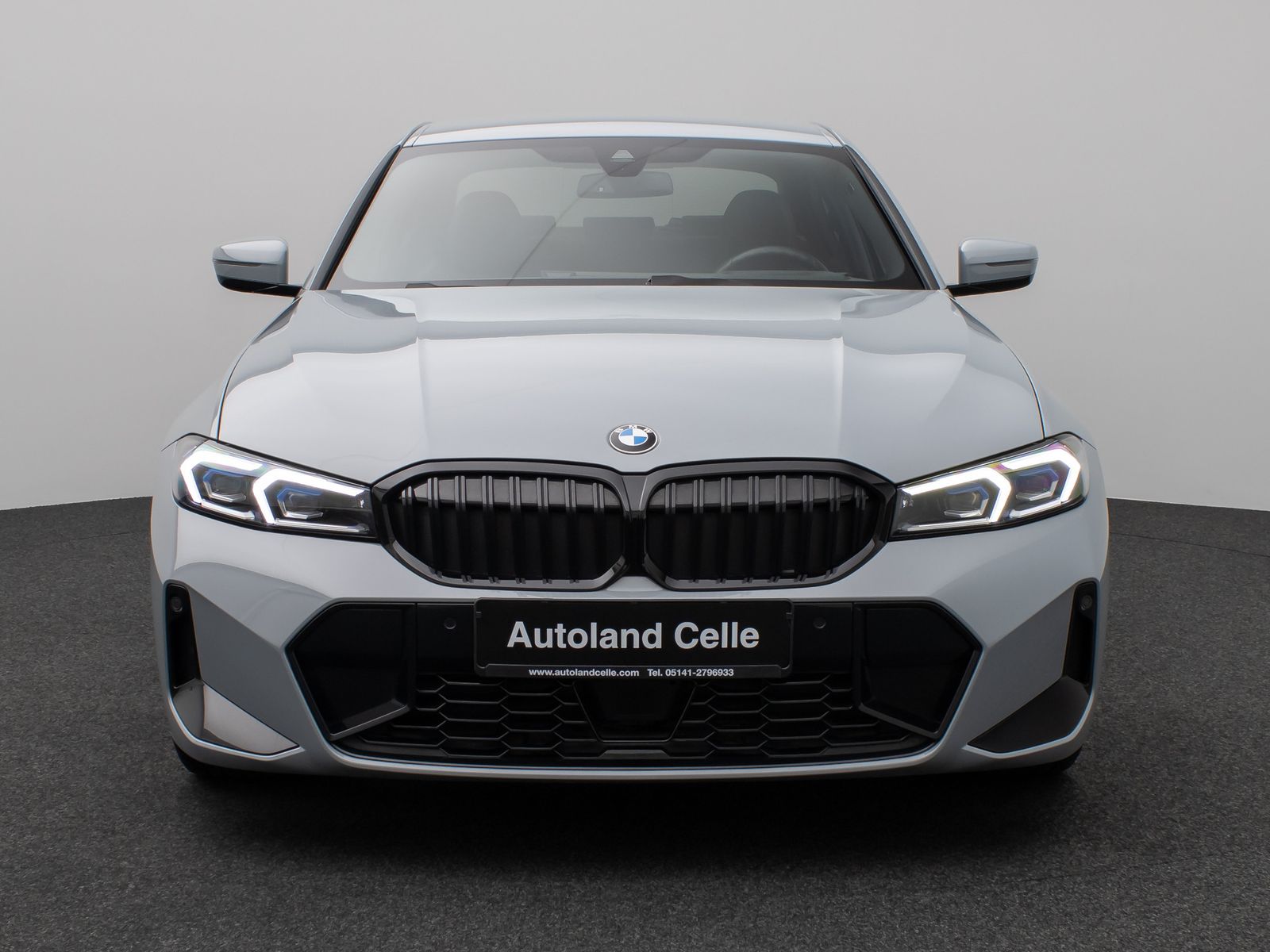 Fahrzeugabbildung BMW 320d MSport Kamera DAB HiFi Komfort Leder 19Zoll