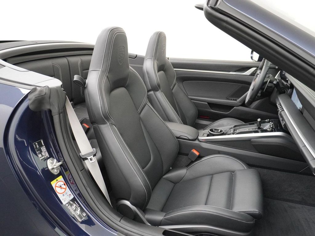 Porsche 992 Cabrio 3.0 Carrera S Sport Design | Sport Ch
