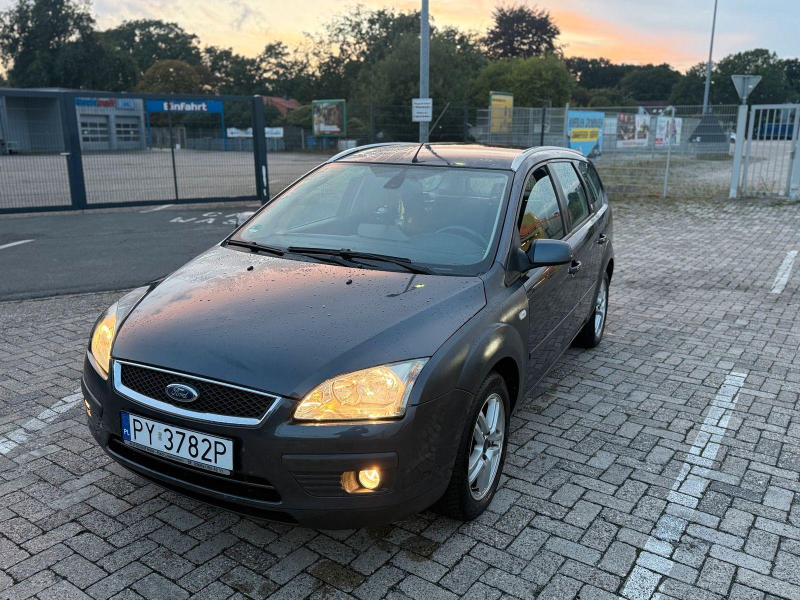 Ford Focus 2006 — photo 11
