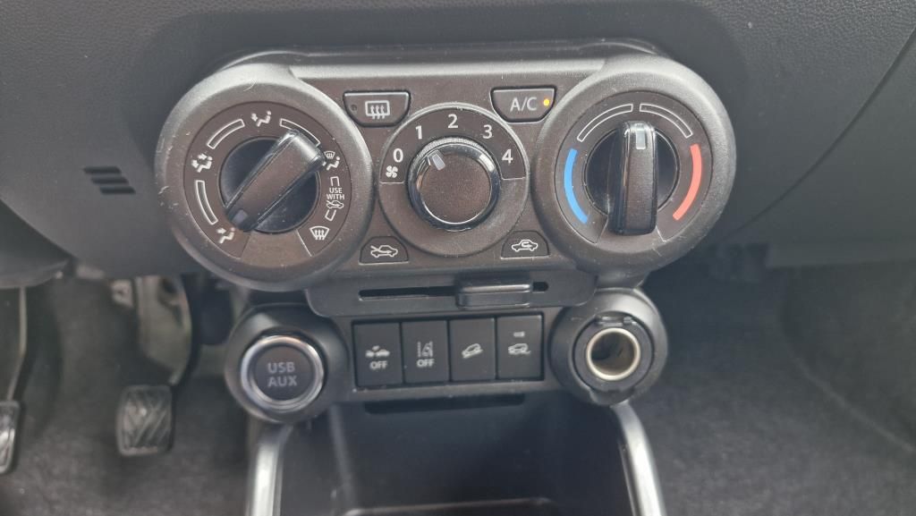 Autohaus Zimpel - Suzuki Ignis Comfort Allgrip 1.2 Sitzheizung+LED+DAB - Bild 15 Autohaus Zimpel - Suzuki Ignis Comfort Allgrip 1.2 Sitzheizung+LED+DAB - Bild 15