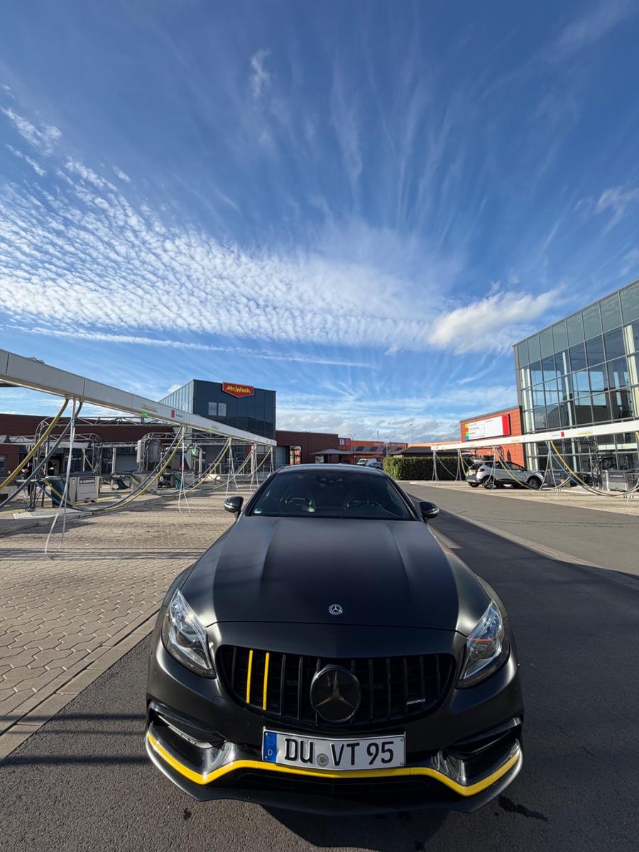 Mercedes-Benz C 63 AMG