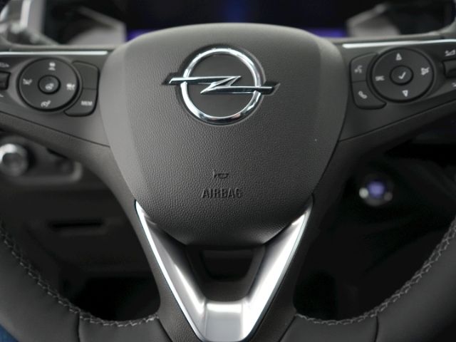 Grandland GS MHEV eDCT+LED MATRIXLICHT+NAVI+360 