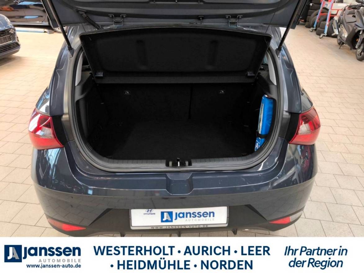 Fahrzeugabbildung Hyundai i20 FL MY26 1.0 T-GDI (90 PS) 6-MT Select Navi