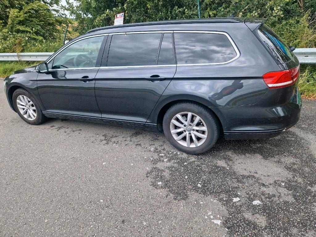 Image of Volkswagen Passat Variant