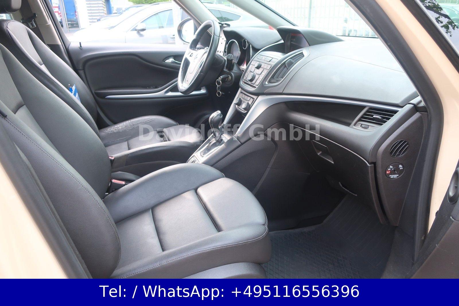 Opel Zafira 2015 — photo 12