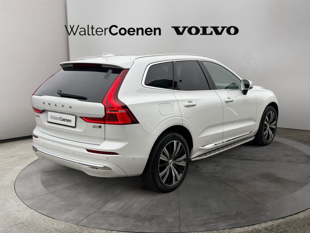 VOLVO XC60 B5 D AWD Ultimate Bright,B&W,AHK.STH Polest VOLVO XC60 B5 D AWD Ultimate Bright,B&W,AHK.STH Polest