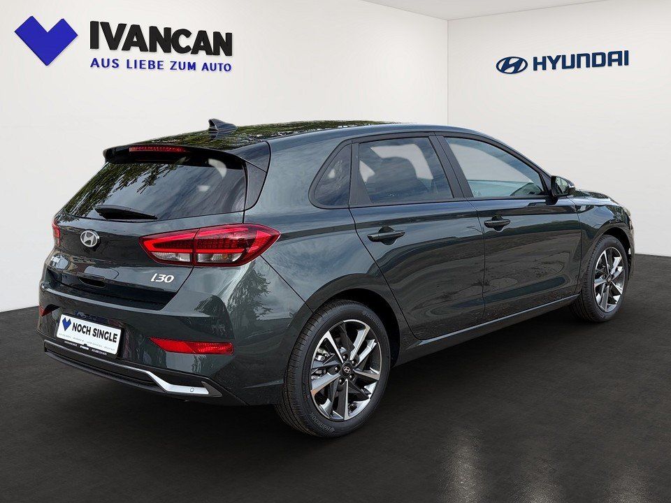 Fahrzeugabbildung Hyundai i30 1.0T 115PS Trend