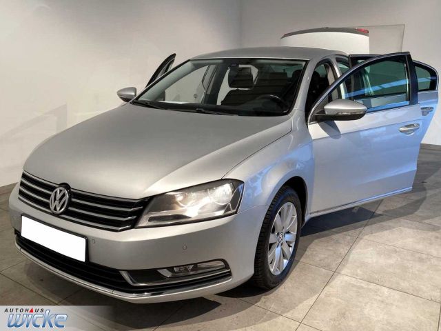 Passat 1.4 TSI Comfortline NAVI KLIMA PDC