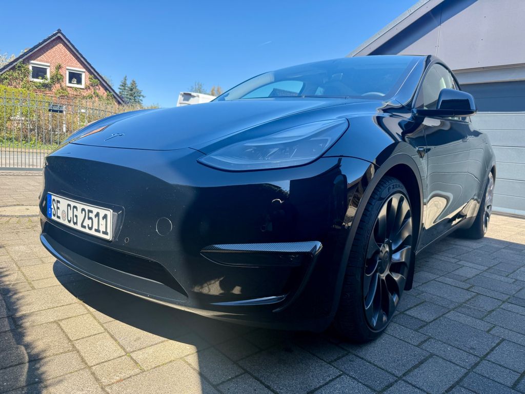 Image of Tesla Model Y