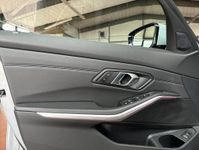 BMW 330 - Vorschau Bild 18