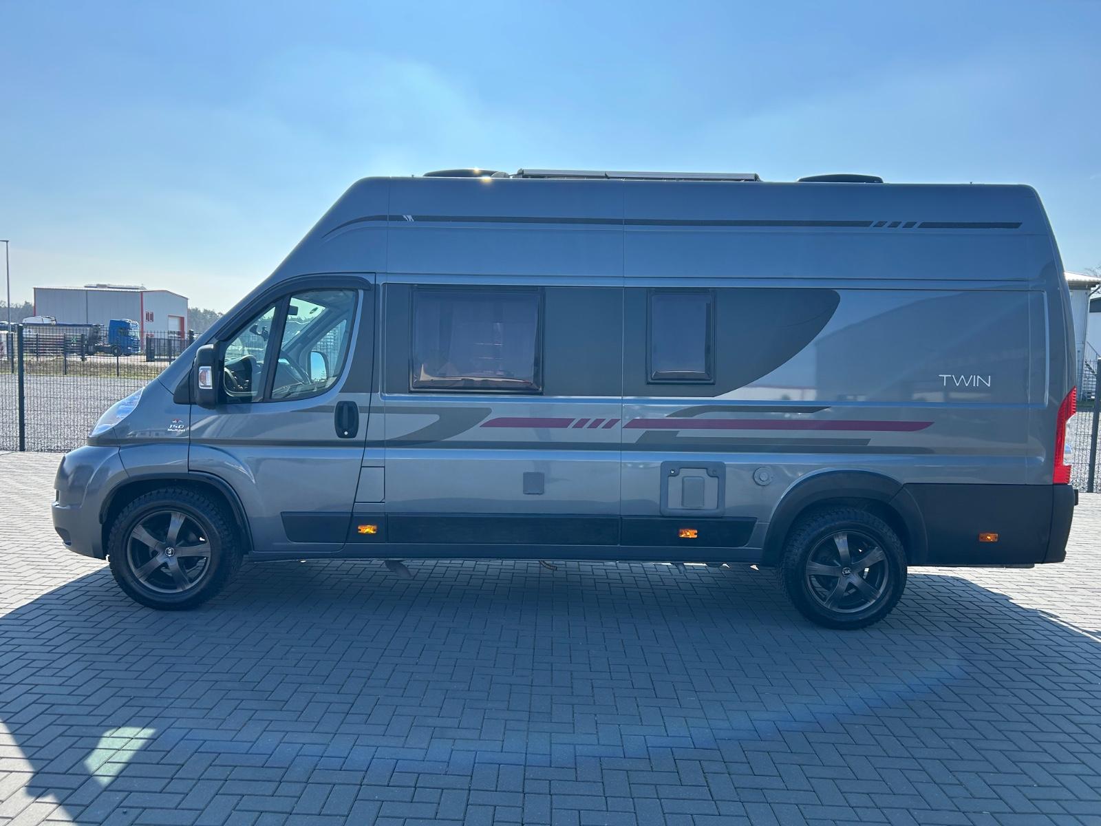 Adria SHX 640/SONDERMODEL/KLIMA/SOLAR/TV/TOP