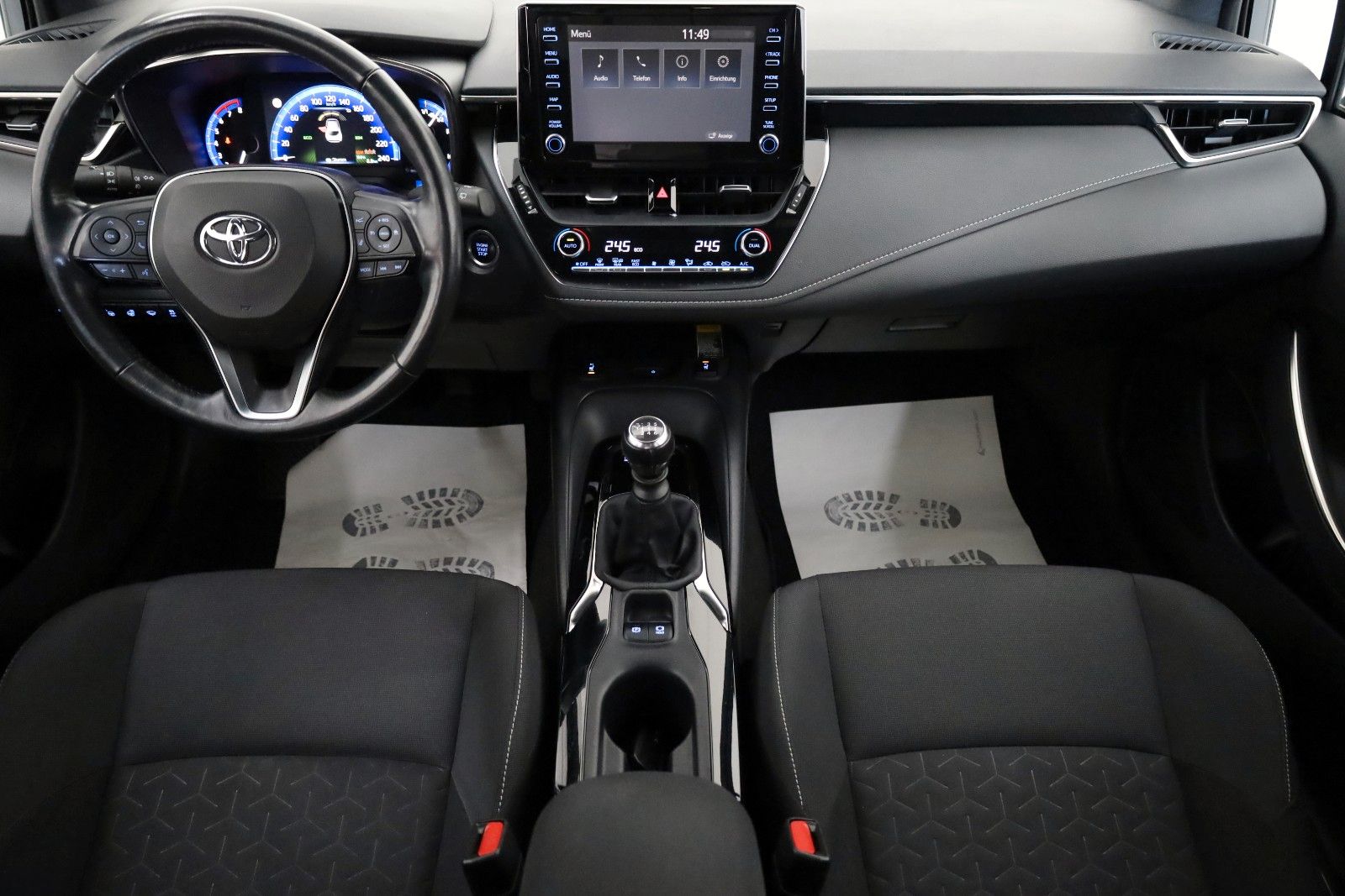 Fahrzeugabbildung Toyota Corolla Team D ACC,SH,PDC,Kamera,8 fach bereift