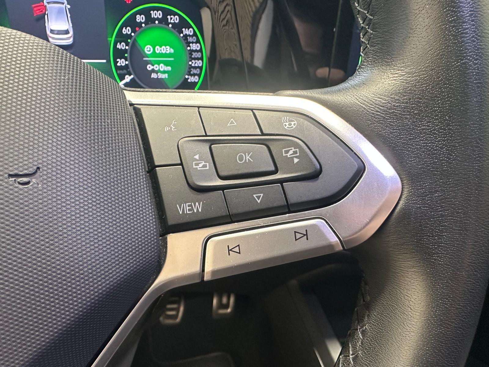 Volkswagen Golf 1.5 TSI Move LED Navi AHK ACC SHZ LHZ, миниатюра 13
