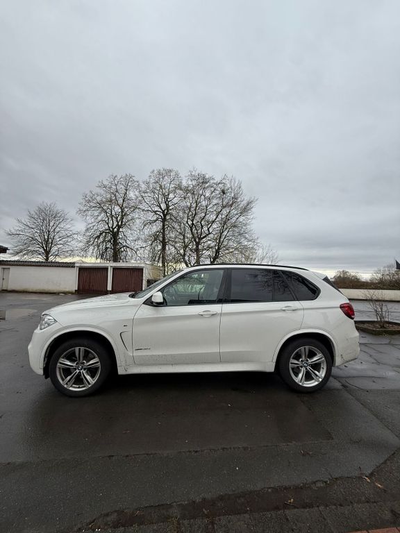 Image of BMW X5