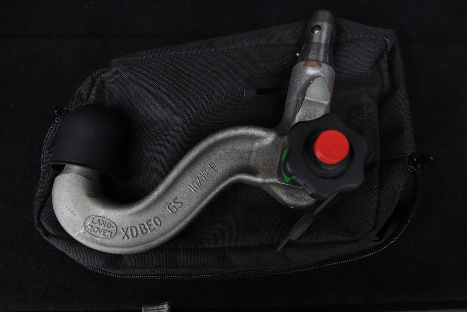 Land Rover Defender 110 D240 | COMMERCIAL | panorama dach |