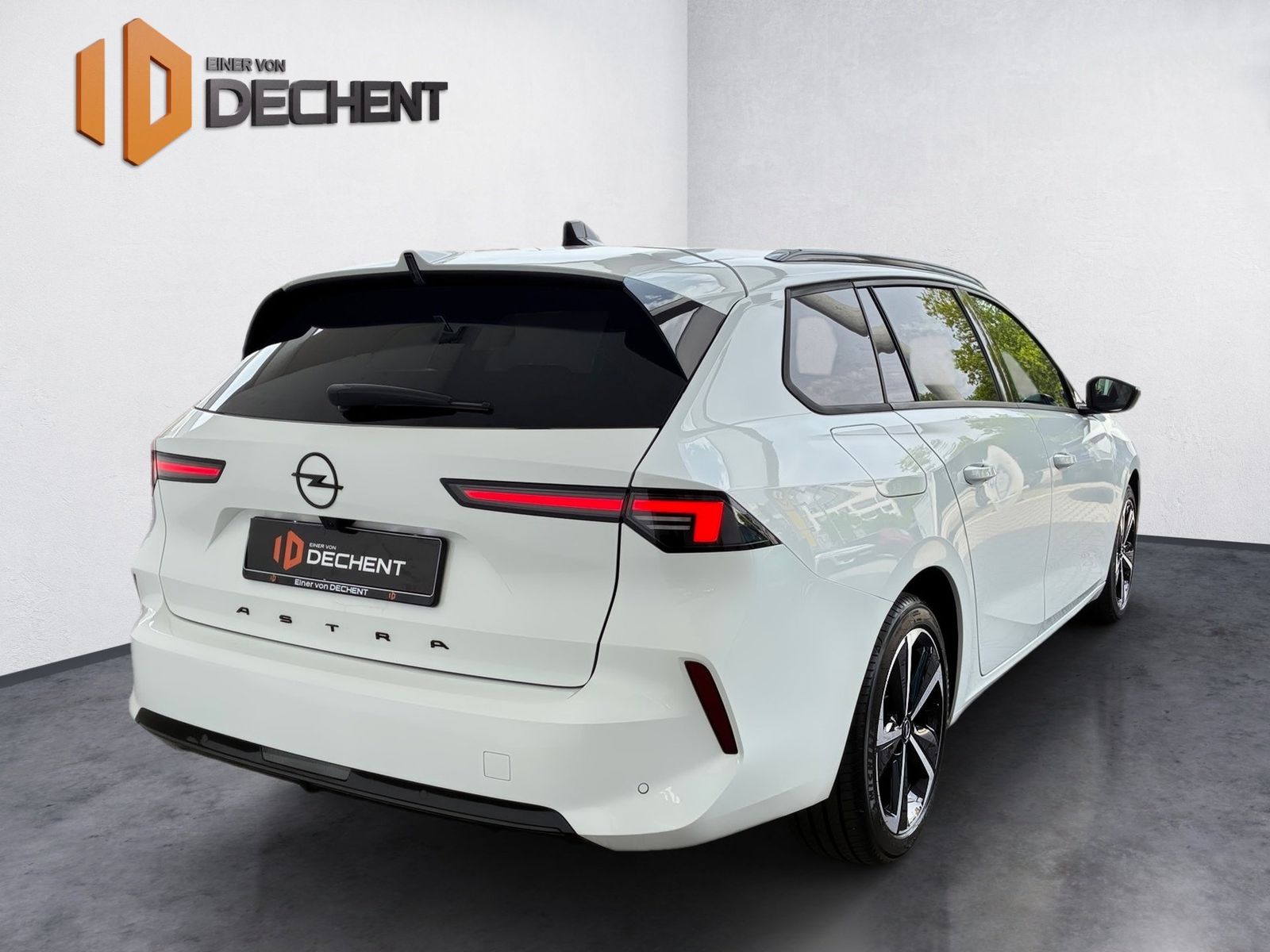 Fahrzeugabbildung Opel Astra L Sports Tourer 1.2 Turbo GS 360,HUD,LED