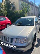 Volkswagen VW Bora 1999 günstig abzugeben AUCH ZUM AU... - gebrauchte Volkswagen Bora aus dem Jahr 1999
