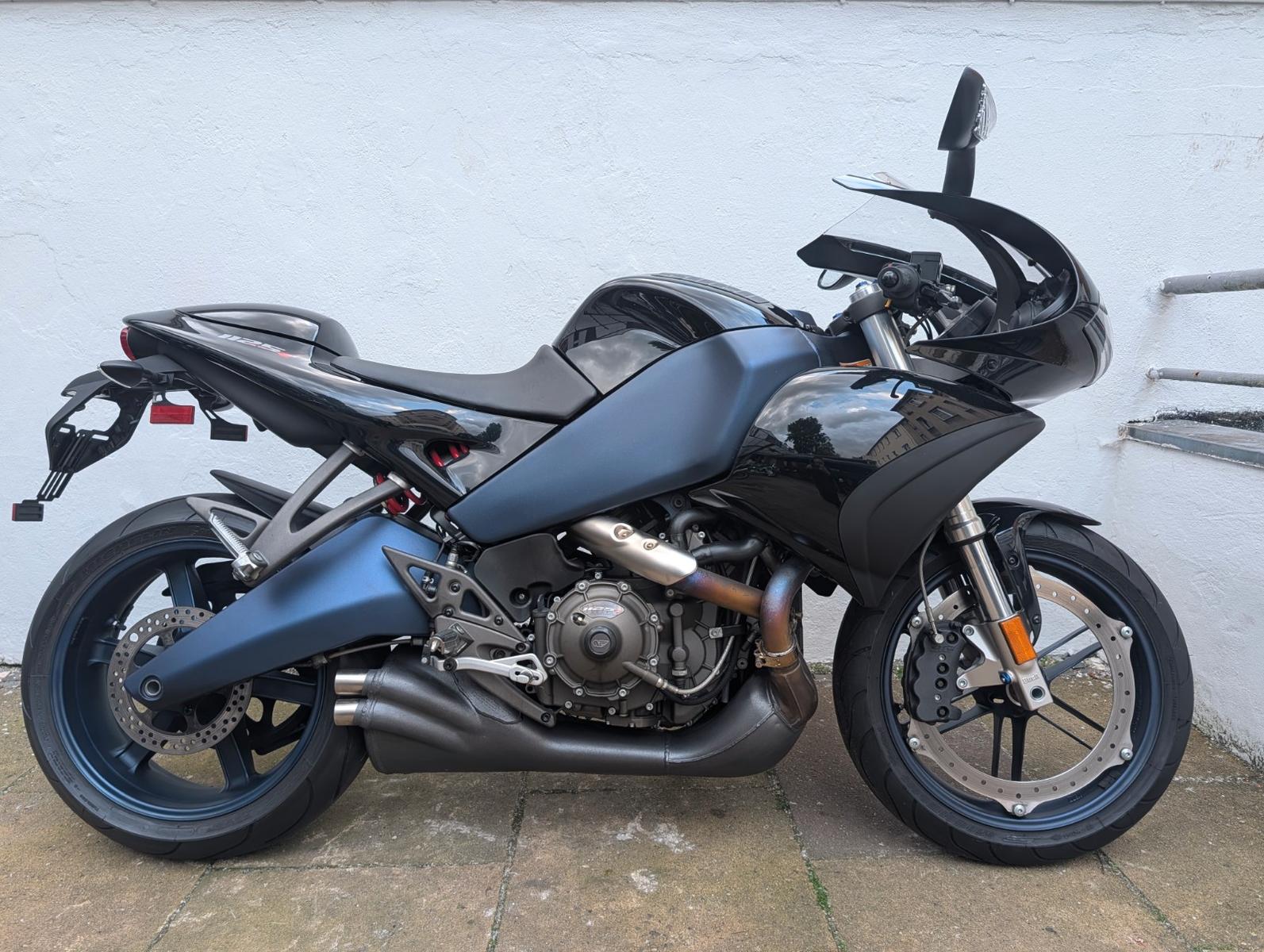 Buell CR 1125 R mit Gewährleistung