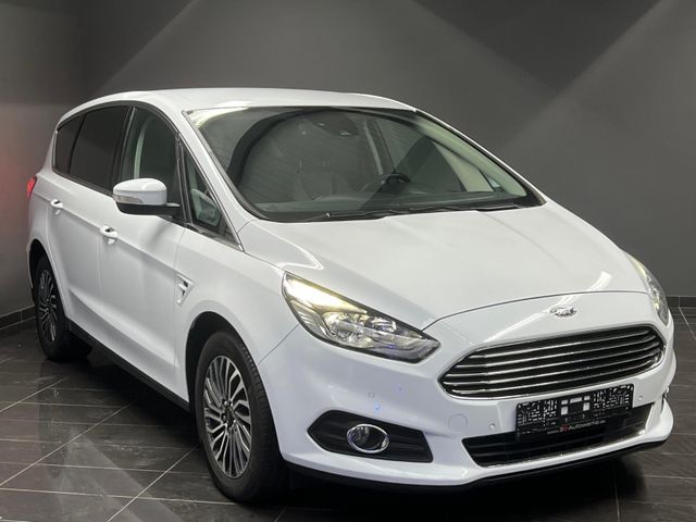 Ford S-MAX Titanium Automatik /LEDER/LED/LEDER/