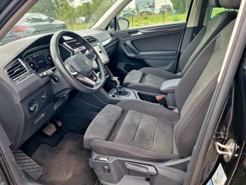 Volkswagen Tiguan - 9