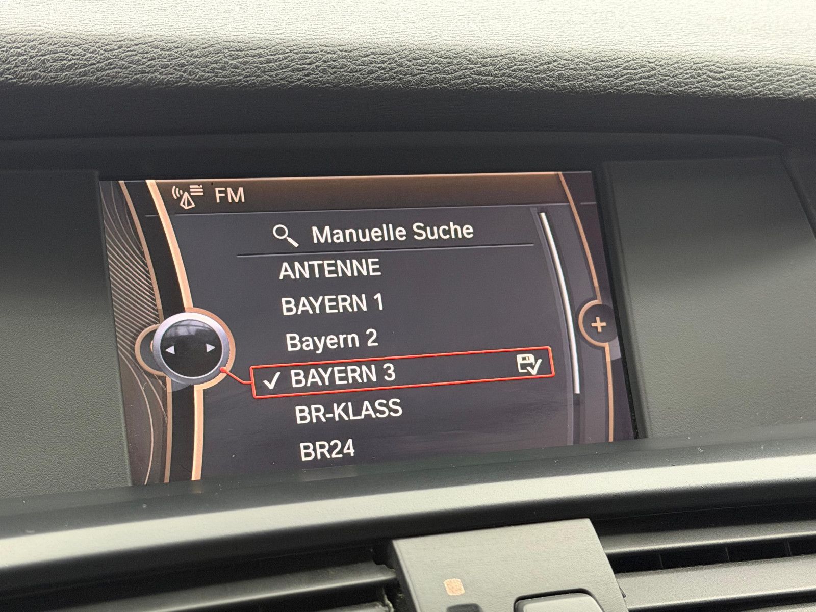 Fahrzeugabbildung BMW X3 20d xDrive Aut./NAVI/XENON/HEAD-UP/AHK
