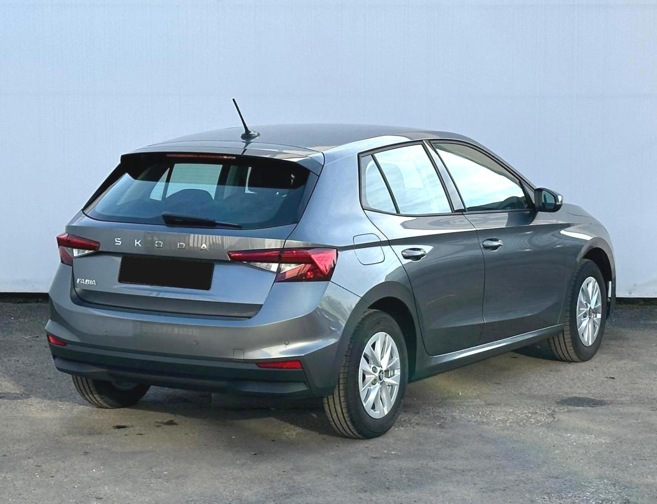 Skoda Fabia Selection Klimaautom. AHK, 5 J. Garantie