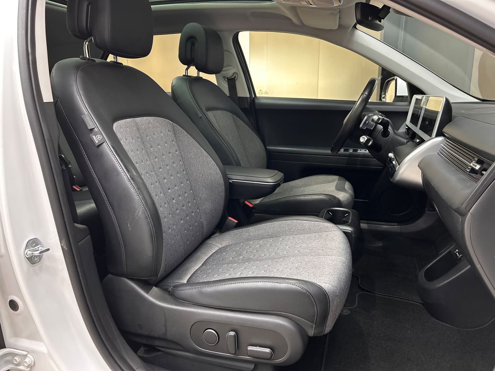 Fahrzeugabbildung Hyundai Ioniq 5 Techniq PANO+LED+SHZ+NAVI+ACC+360+DAB+WP