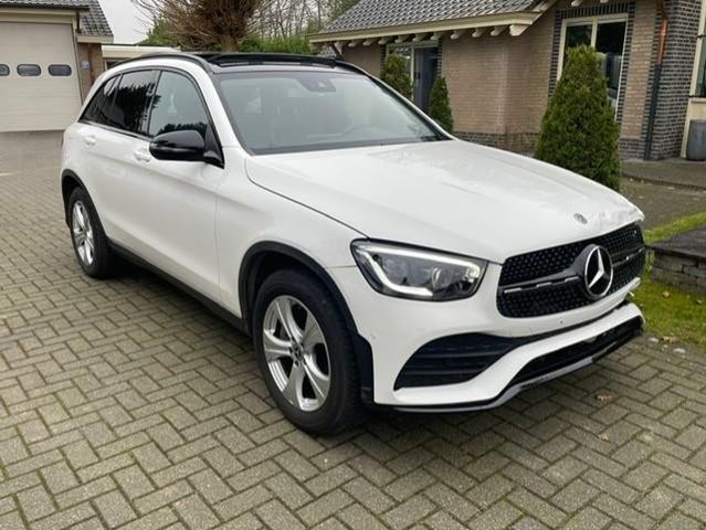 Mercedes-Benz GLC 200 200d 4MATIC AMG LINE panorama dach COMAN