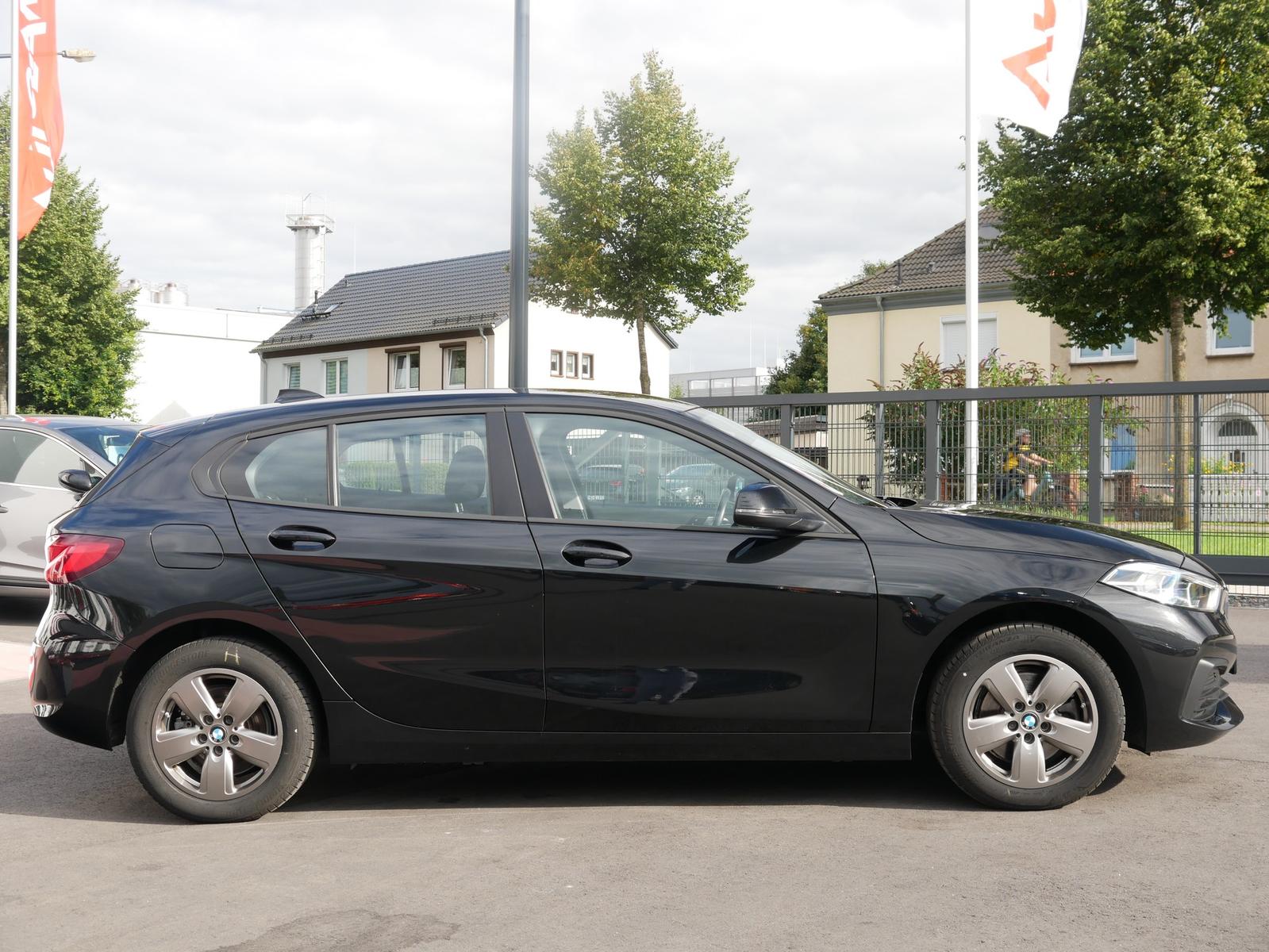 BMW 118 i Advantage Virtual Cockpit el. Heckklappe, миниатюра 6