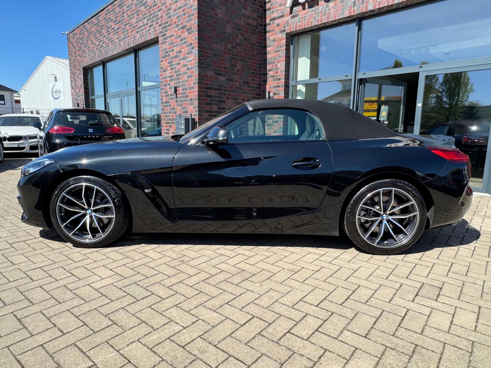 BMW Z4 Roadster sDrive 30 i Sport Line *HUD*Leder*