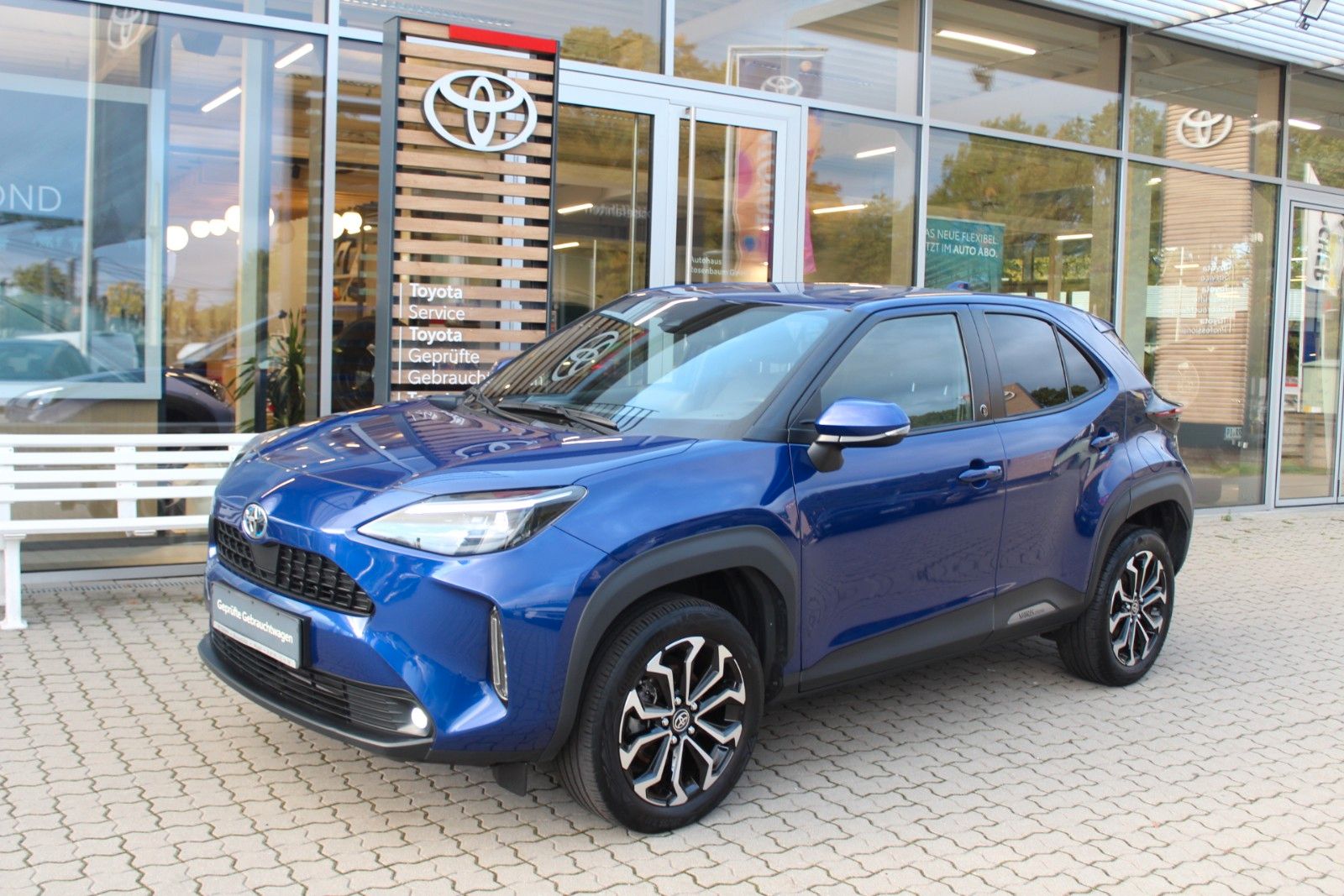 Toyota Yaris Cross Hybrid Team D*LED*KAMERA*SHZ*NAVI*1H