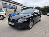 Volvo V50 Kombi D2 Kinetic - Volvo V50 Kinetic mit Diesel-Antrieb