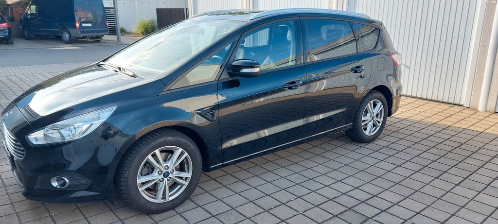 Image of Ford S-Max